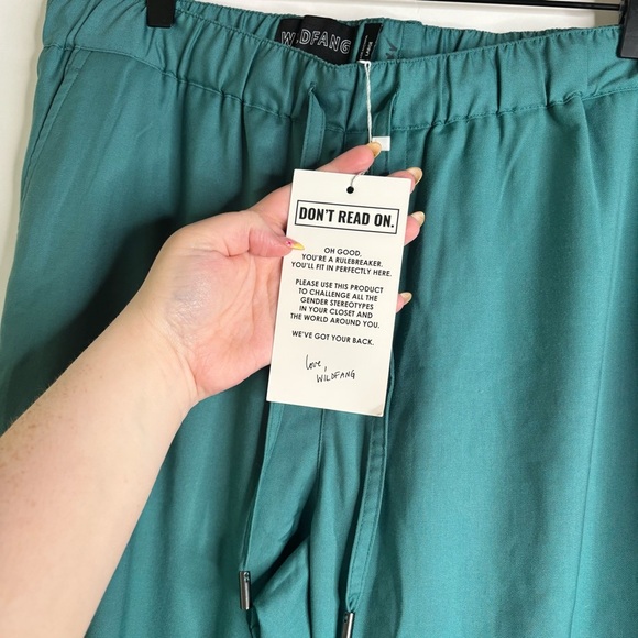 Wildfang The Empower Drawstring Jogger Pant NWT Unisex Large Marine Blue New - Picture 10 of 15